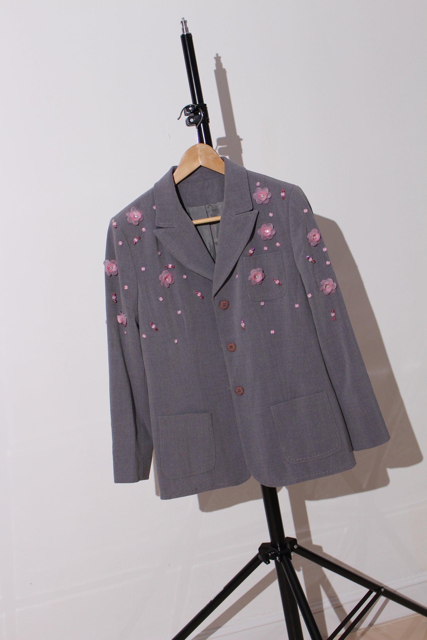 FLOWER AND CRYSTAL BLAZER